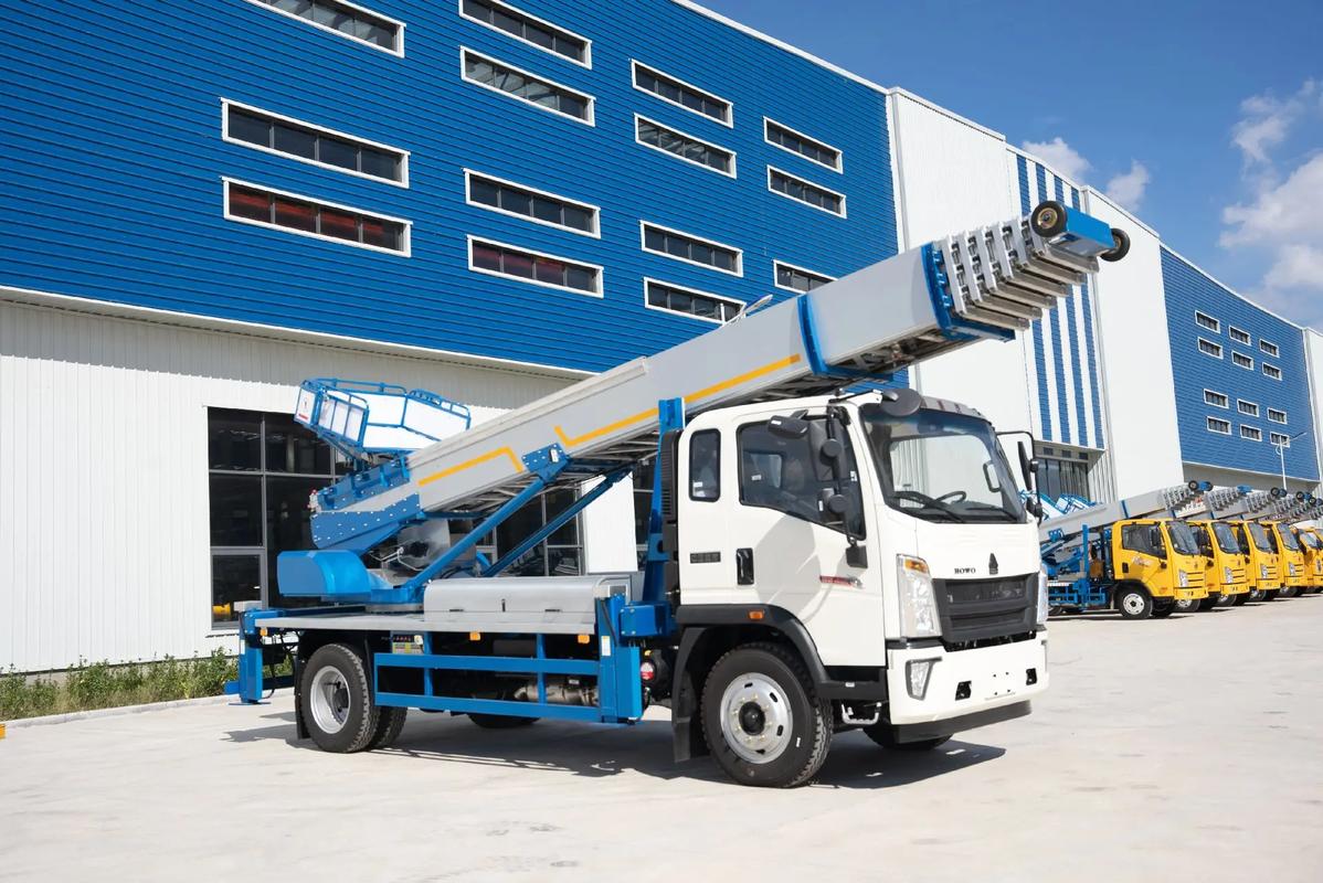 沙田镇出租云梯车高空作业车 建筑垃圾搬运